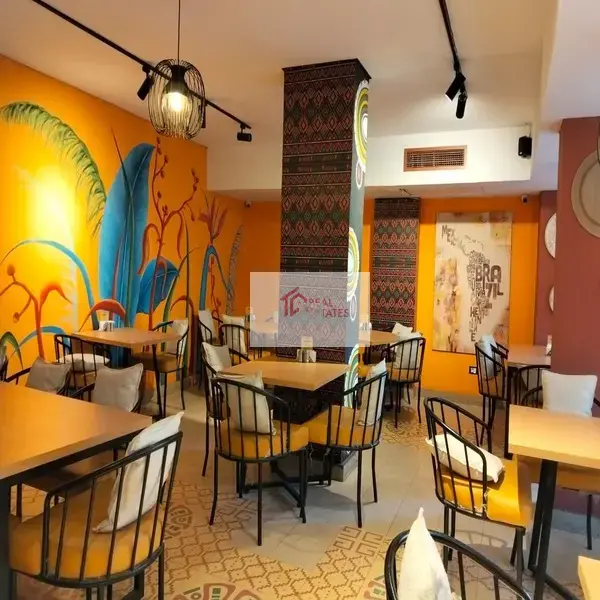 Shop for rent in a prime location in the heart of Degla Maadi, ideal for major brands and cafes.