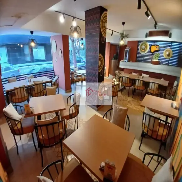 Shop for rent in a prime location in the heart of Degla Maadi, ideal for major brands and cafes.