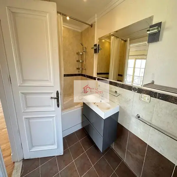 Villa for rent with kitchen in Katameya Heights