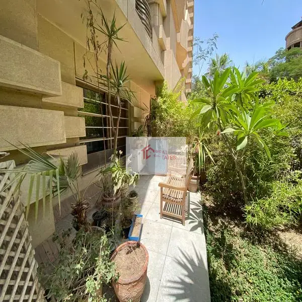 Incredibile duplex al piano terra con piscina privata in affitto a Sarayat Maadi - Cairo-Egitto