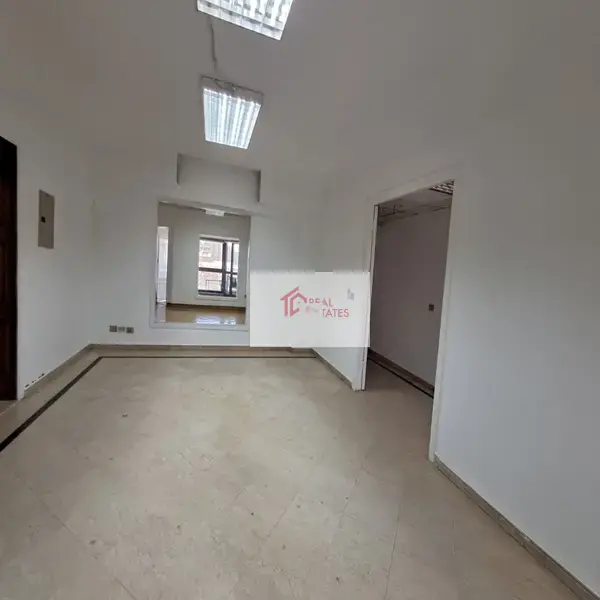 埃及開羅薩拉亞特郊區 500 公尺黃金地段辦公空間出租