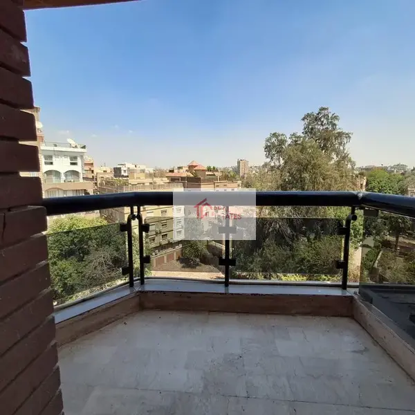 埃及開羅薩拉亞特郊區 500 公尺黃金地段辦公空間出租