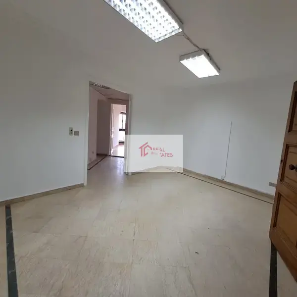 埃及開羅薩拉亞特郊區 500 公尺黃金地段辦公空間出租