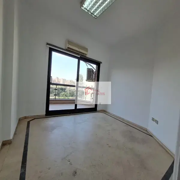 埃及開羅薩拉亞特郊區 500 公尺黃金地段辦公空間出租